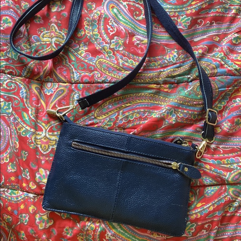 Designer handbag, hardly worn!